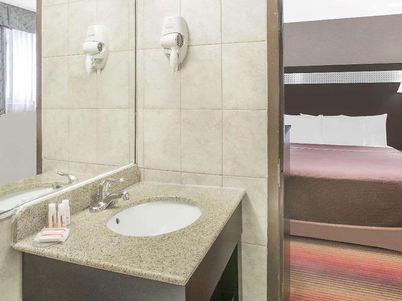 8BBA0EE388479B5697127664D7E442C9