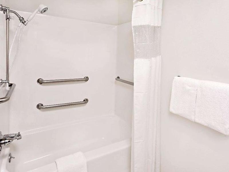 E046F545C70ADC488185C9EEDE85B1CC