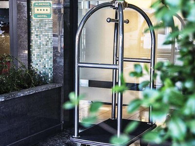 4D7DB3AD4D22C4D6CAD148DD99CAB84D