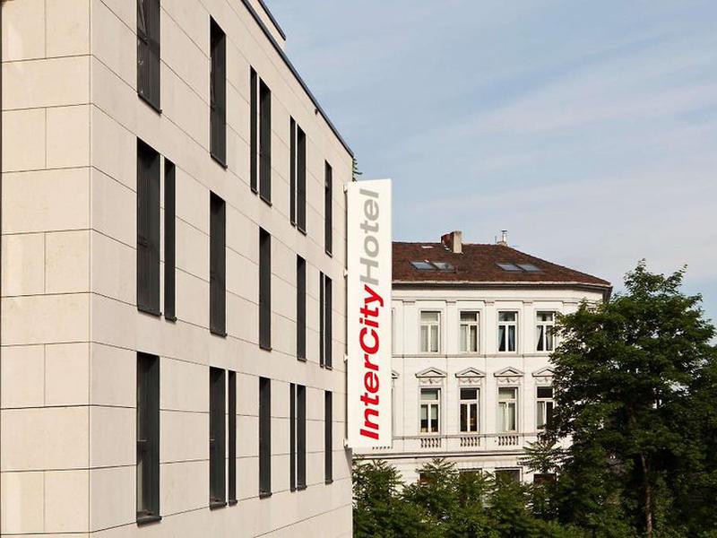 CB470D13DA921EC60719E4F289CC3F5F