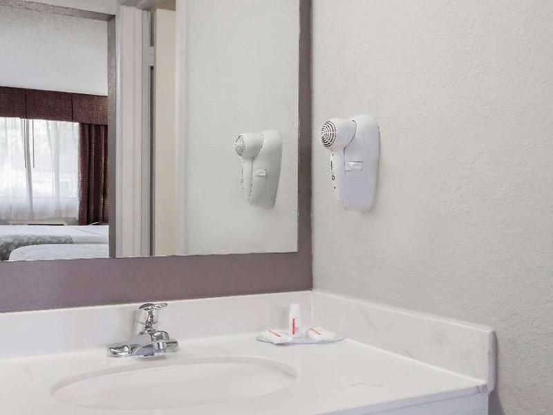 527130053B51F59988195BAD802A304B