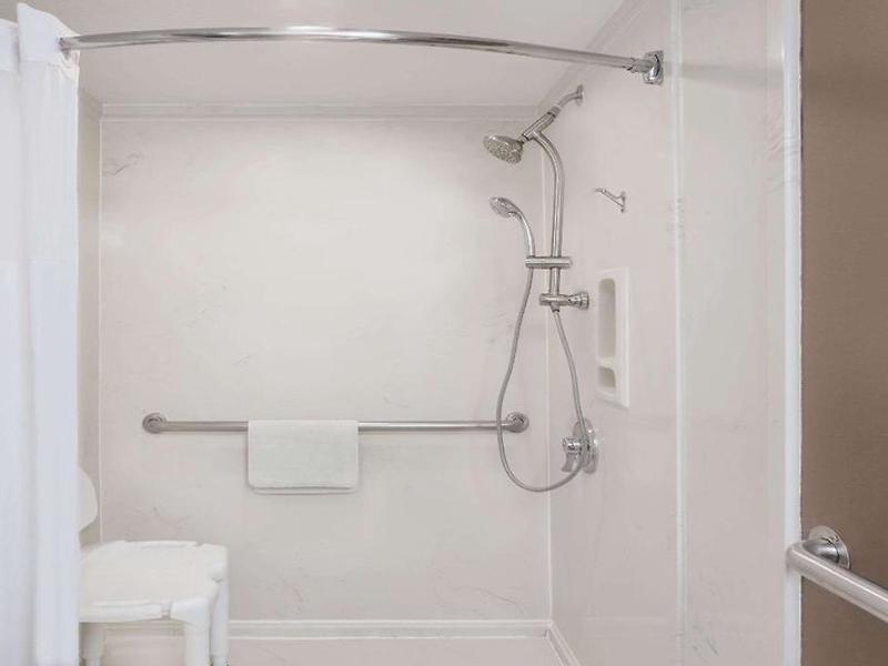 74DC4C8C1C1F9ED7E0386A8FE2BFFDCA