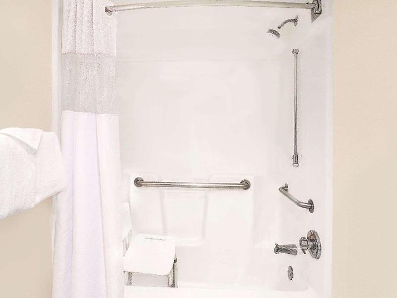 A8D82FDB70BDFD15EB7DC5858C1240CA