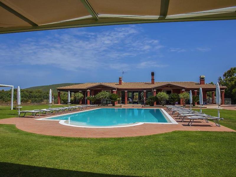 B0D00AE28090208FE4EC212FADE2D013