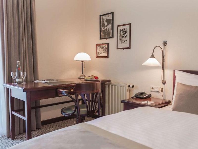 6BD4B2EC364D3DBF8EDDF06D61E7B9E0