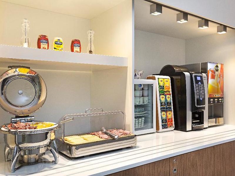 B35FC106AFE9737F529D1C44ADA7CDAC