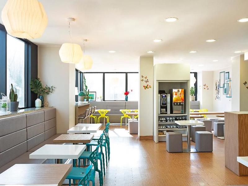 2654ACC2E7AEDD17B69D5DCD888420FA