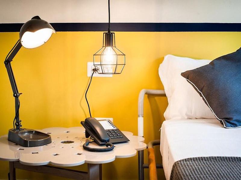 0361875DAE5B17401EEB4EB41C0A1396