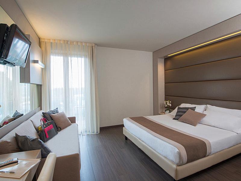 ABB5012108FC524F3044B9C439BDE18E