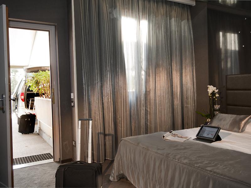 892FB07EFD0CEFEDEF6DCA0D8F2E6E31