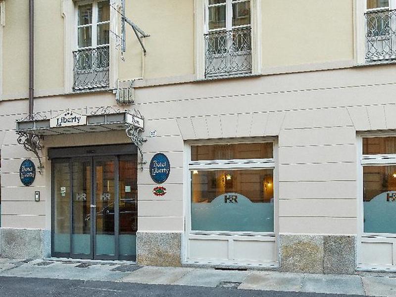 F241FA6CF441ADD69D03A189E7673D14