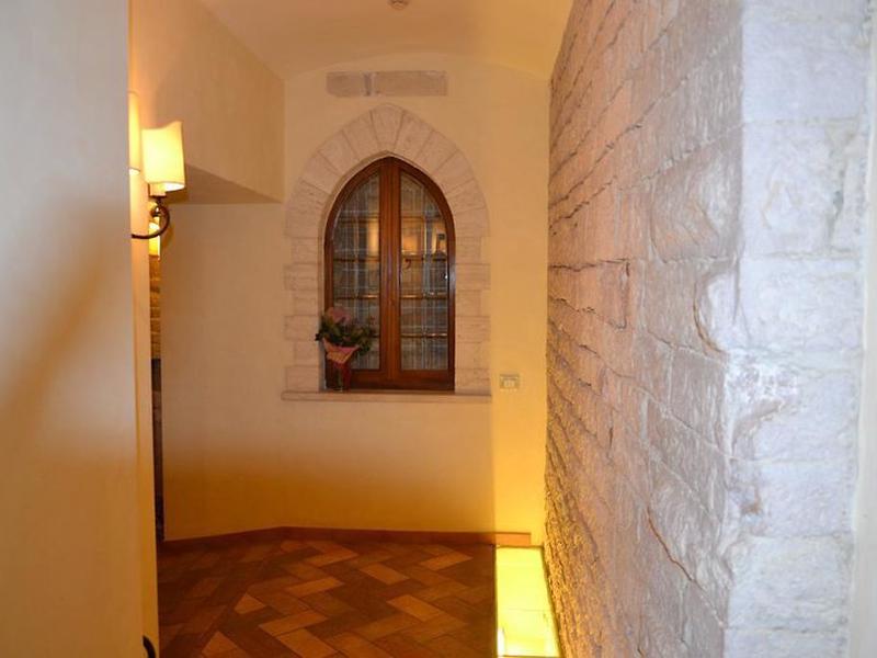 4F8F7C1B736D562B3C7936DFD4F00434