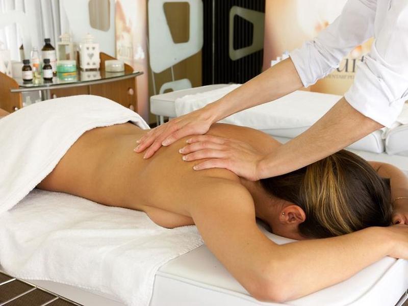 09C3513C6354E7E36E79FDBE04215073