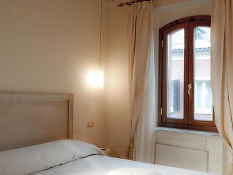 C50354209A3B0F172F99B80FF2E6C9AF