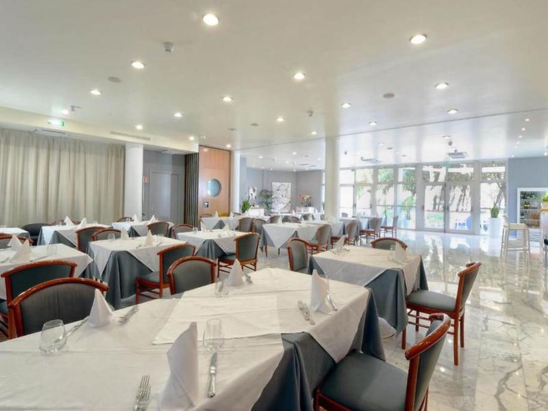 F71ECC868EB4F07AD33B6DFA25C00BFE