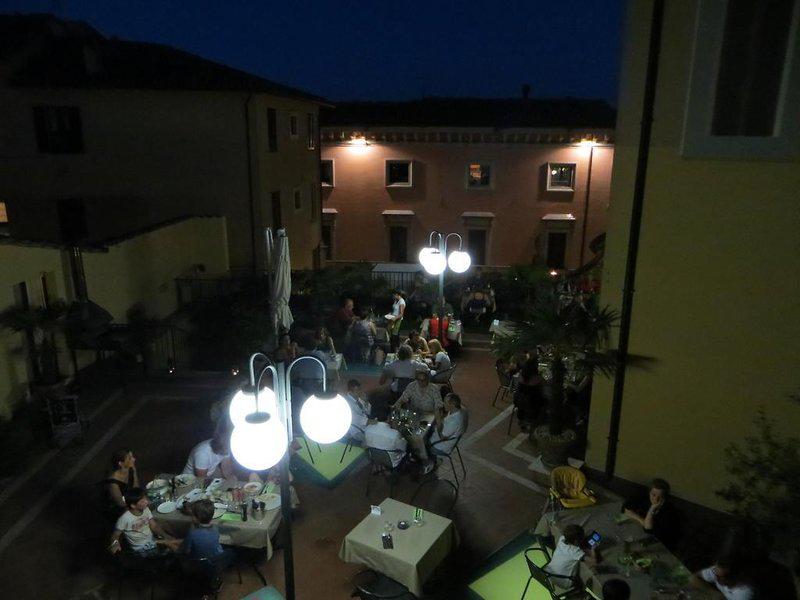 827E4C13CC621E26590F756945E6925F