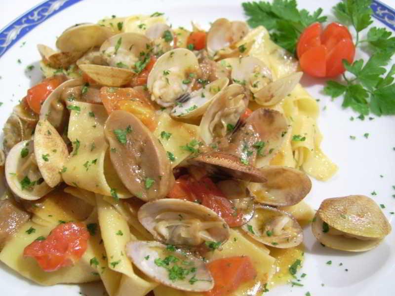 527D9ED038CA043FF72ED13A6D457BFA