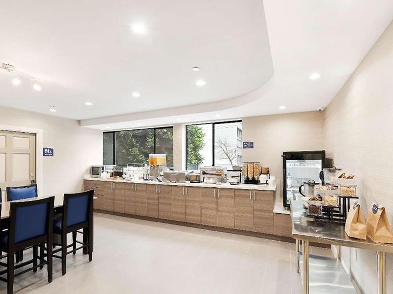 A3B0AE0276D5C87A20895D388B12FF16