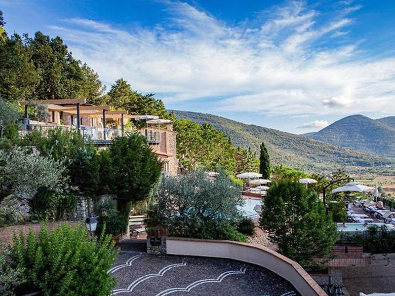 C2C5A6F14EA2439D688CDF5CBB7BD19D