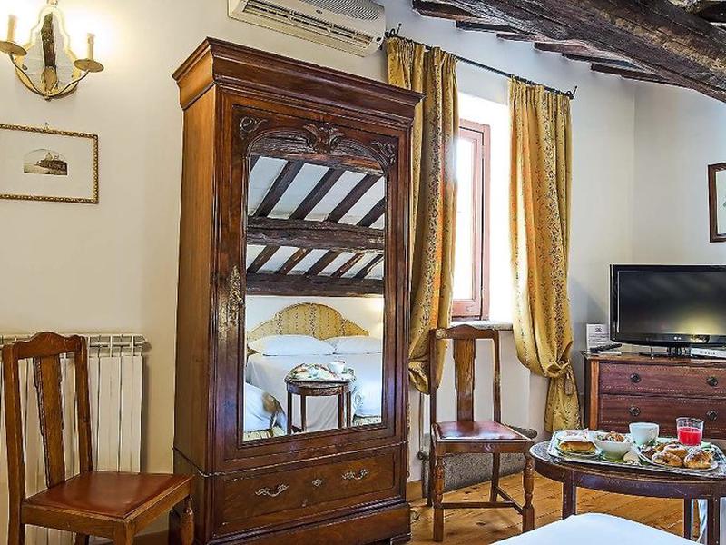 010C8FDF0A6A3381017A7F794250C7A6