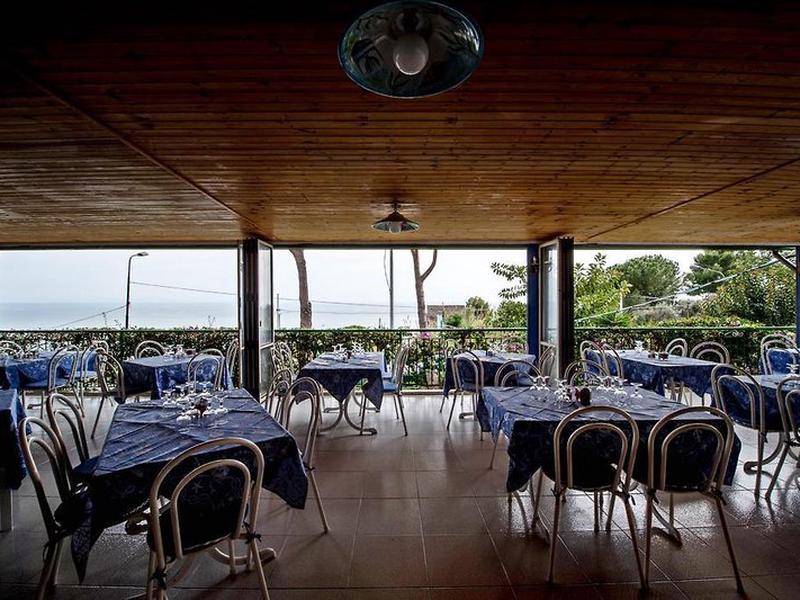 EFB2E6F10B9338E37F878657E608D535