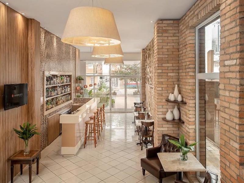 806A9988AAF0998C2CA839F9B378AD0C