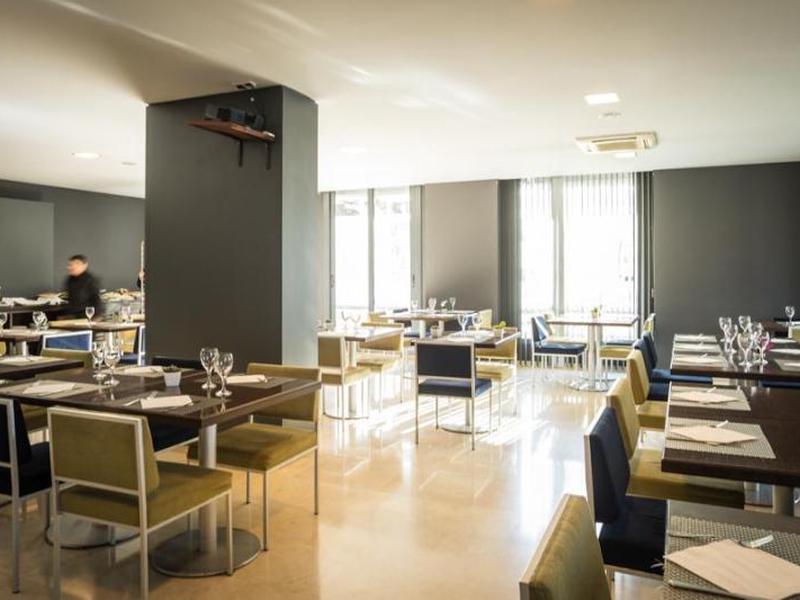 824EDC881DE55D00B2EE77F45A47613D