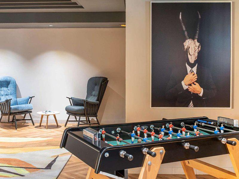 EC401569B8D6079D6C4865A76B166C24