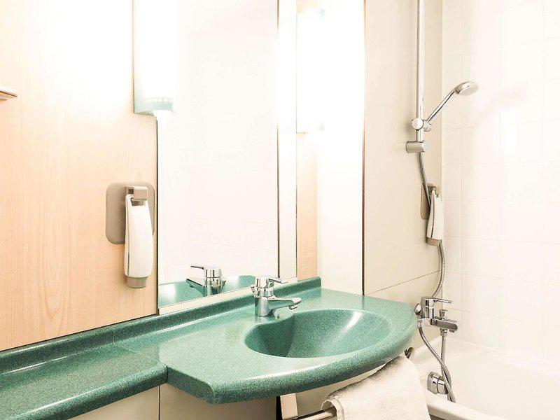 0BD0E52F685F3F6658B52BE68135CEB1