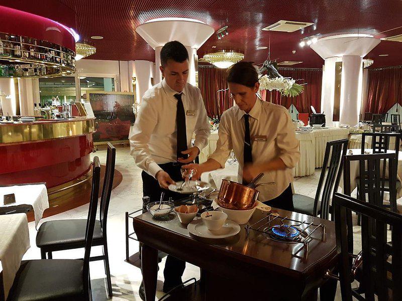 8700945FACA38BAEA0B6856DD680D65A