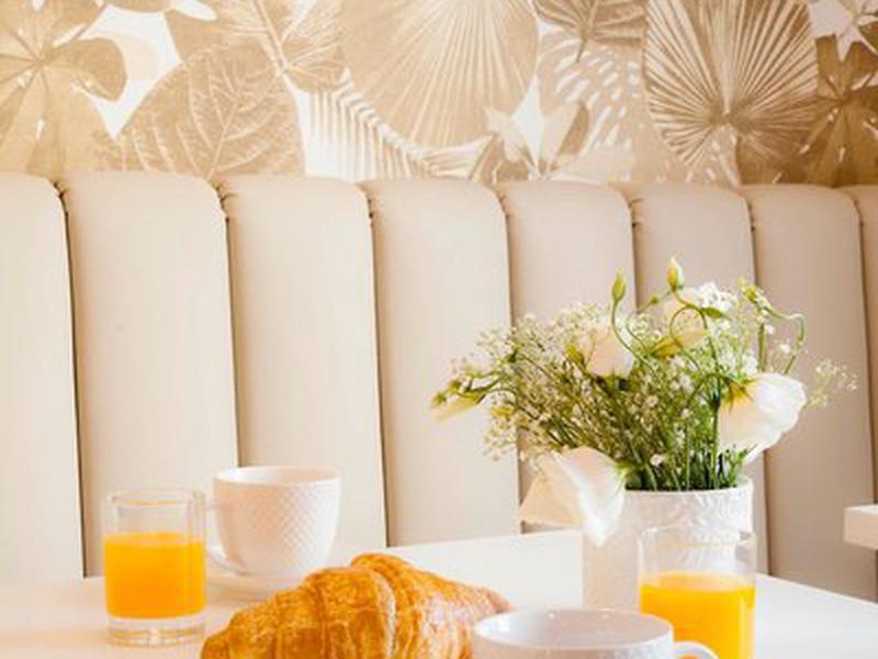 10D7BEAE837617F0B6473AF615372921