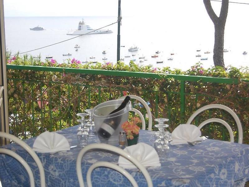 3C15FEE32FC1BE6C34BDC1C4144CF39D