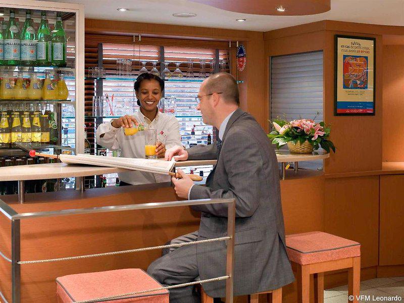 BD098A450EF97F5174C785FE2780C641