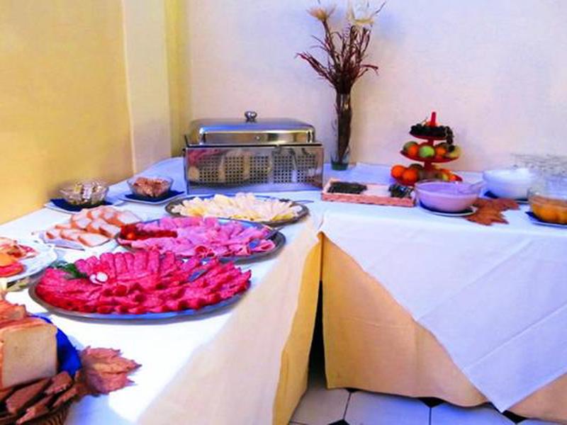 F37BBA525FE03BED384F0404B4EC4771