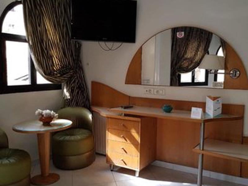 DC34C9096E10B30C9BE96189BB4404FF