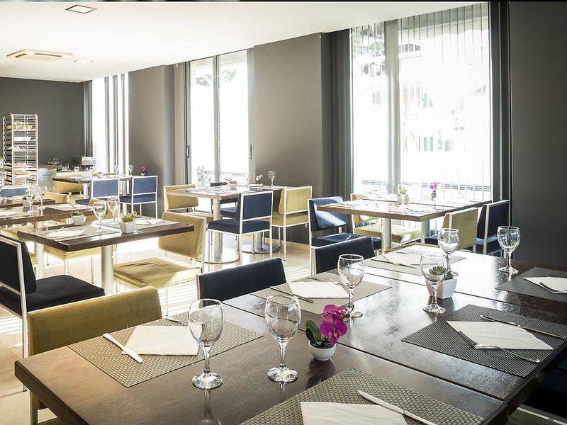 D08B7C18D46B2AF3CB1FFFBC388256F4