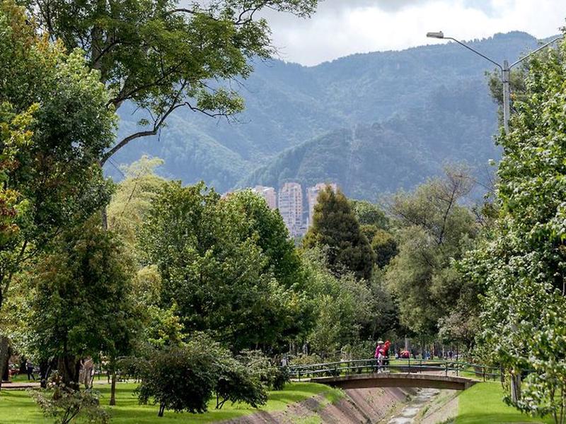 0EB8A41F1930B5200EBBBB19DF905CCA