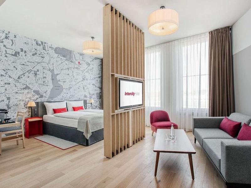 FEBA1827282A5C3E6B1A1435CFC00025