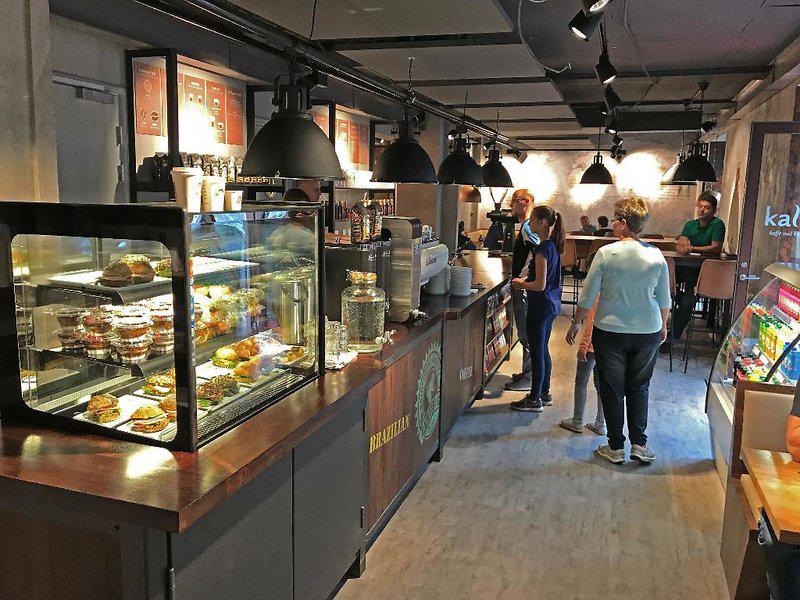 D7C9B22B46AB5041A2FD2C2A5CFAA4BD