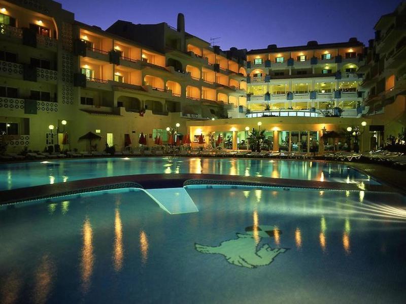 D0F3993E3C15E6BD1989BA253B61A9E1