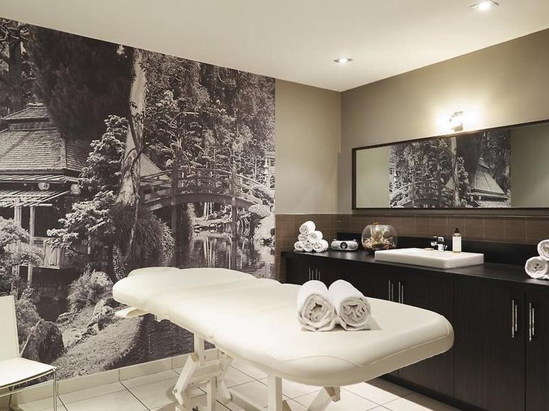 4CE8BBA353F8DB938F798D9C63BBE065