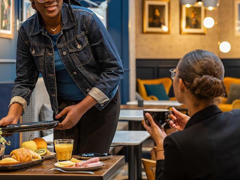 AD86073A6B0D4EF115689F73DDF071E5