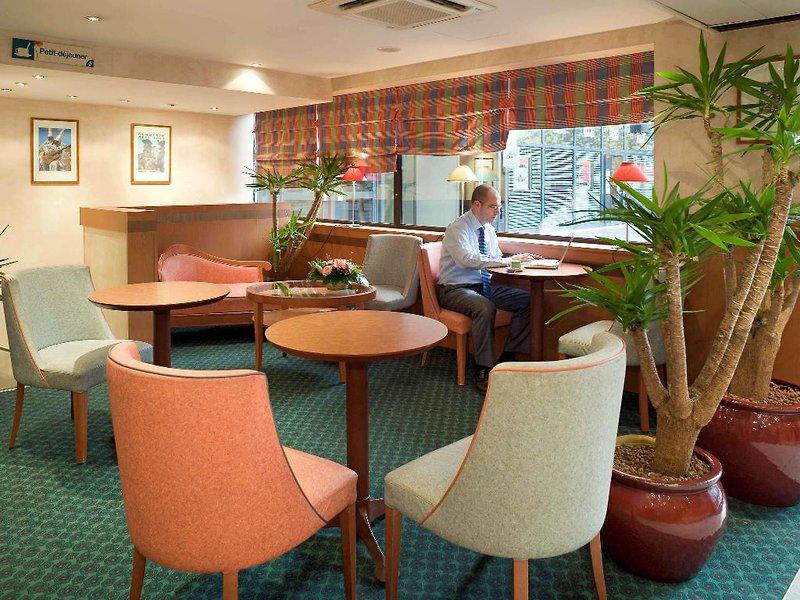 5525A634E4992F1A0B90AA4313CC8275