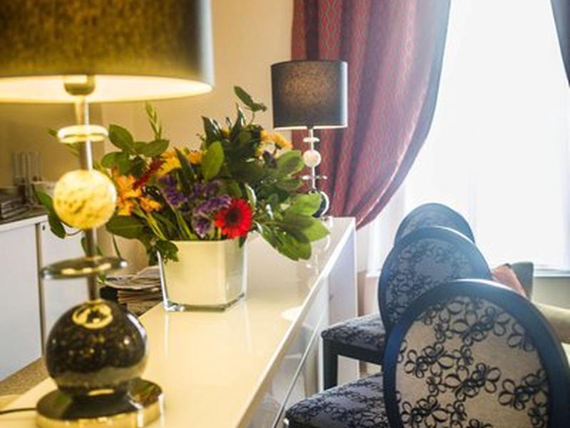 C6E30E97F6C2214ABE1182A5DA6C0F9F