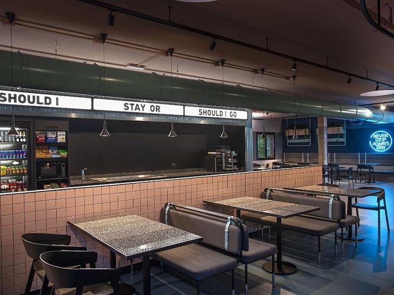 9317AD94A51992B1137F3FACA64D43D5