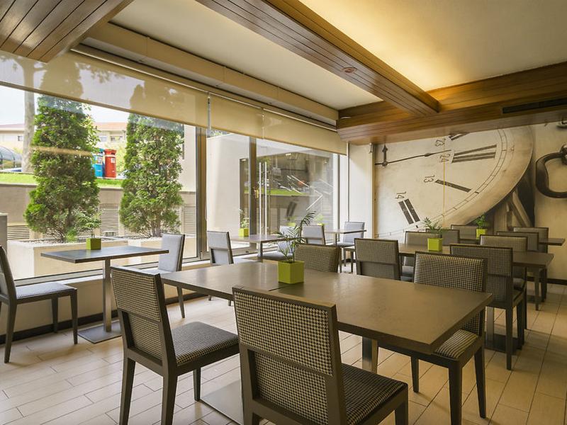 FECE6E436C25AFD4E29E0E0E8B700B47