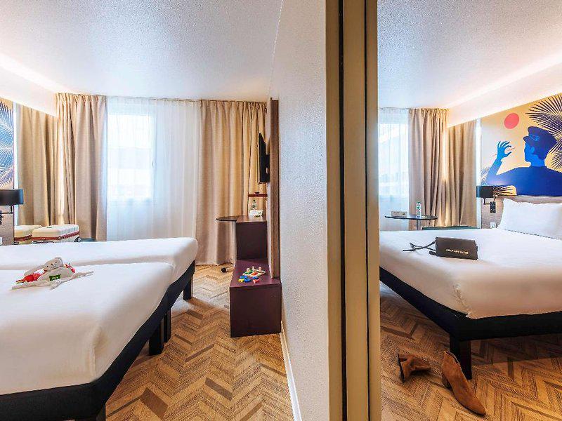 39BF91D224D52C3573400277461FBE4A