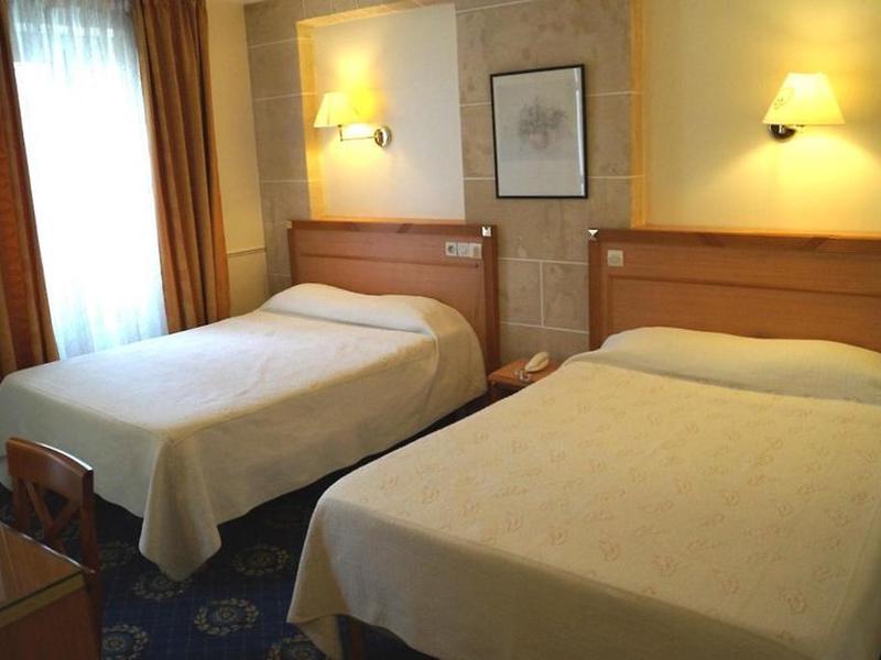 A8681081E0582C5CBBB5D2EB5D4E810D