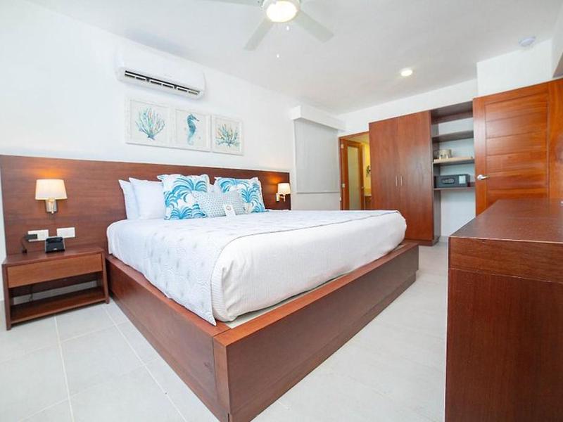 5D5D8B820DFD0E4B2474833D820FA17B