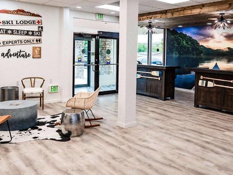 61FFFC4B12404E78AAB1D5D375D95305